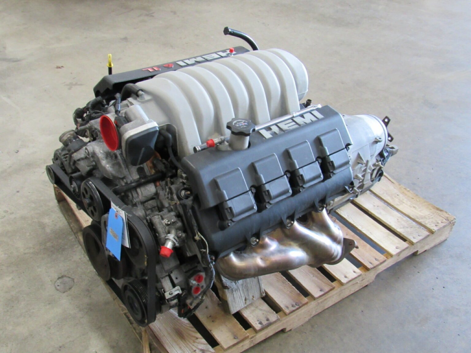 07-10 Charger 300 Challenger SRT8 6.1L V8 Hemi Engine Transmission - Image 6